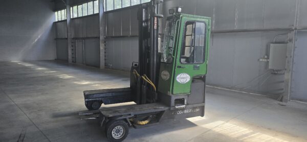 Combilift C4000 nelja suuna diiseltõstuk